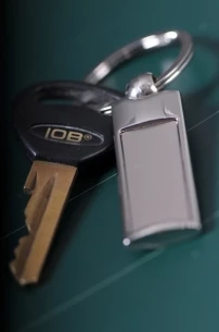 Legend Metall-Schlüsselanhänger - Silber