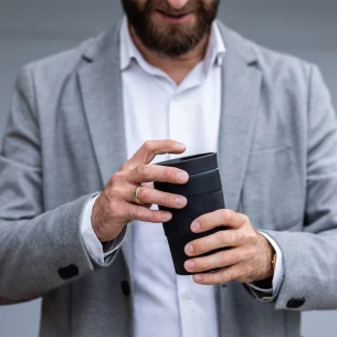 Husavik Thermobecher 320 ml - Schwarz